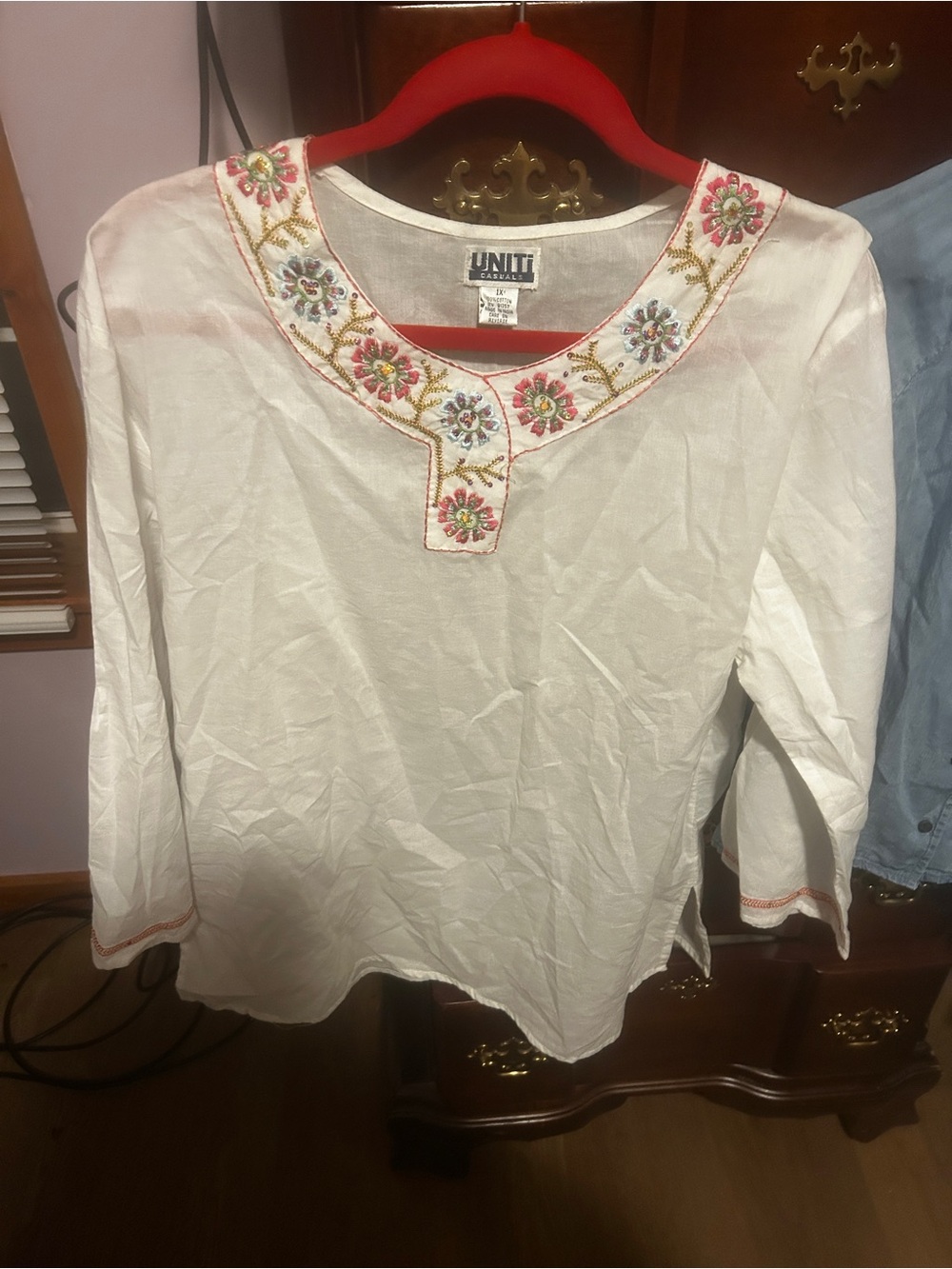 Women’s UNITI blouse